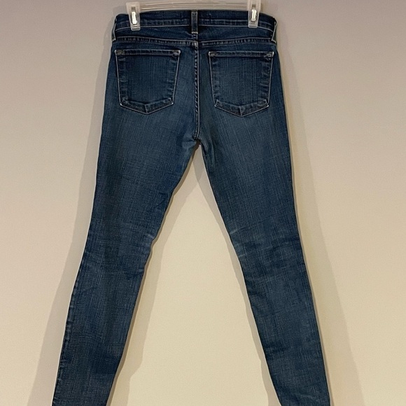 𝅺GREAT condition J Brand size 27 skinny jeans - Picture 5 of 6